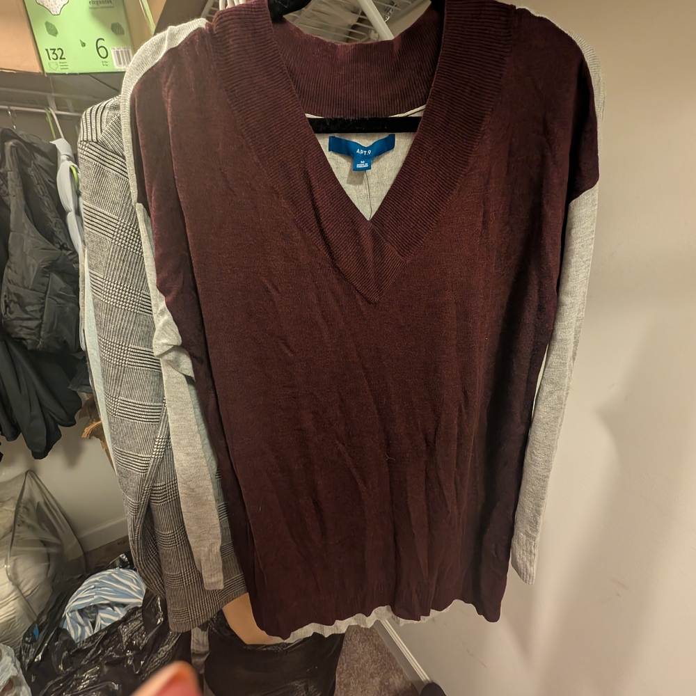 Apt. 9 Maroon V-Neck Sweater